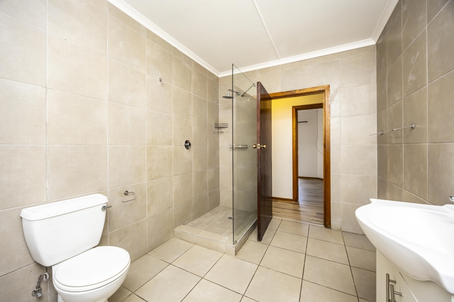 3 Bedroom Property for Sale in Bonza Bay Eastern Cape